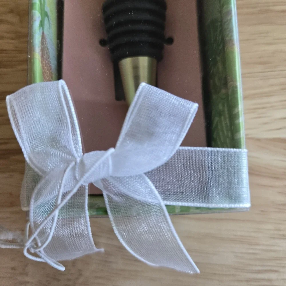 Pineapple Wine‎ Bottle Stopper Gold